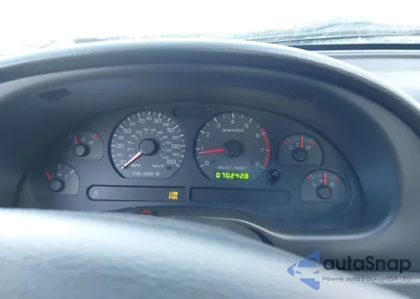 2001 Ford Mustang Gt z USA, uszkodzony, nr VIN 1FAFP42X71F151400